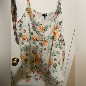 091 - NWOT Torrid Flower Spaghetti Strap Blouse
